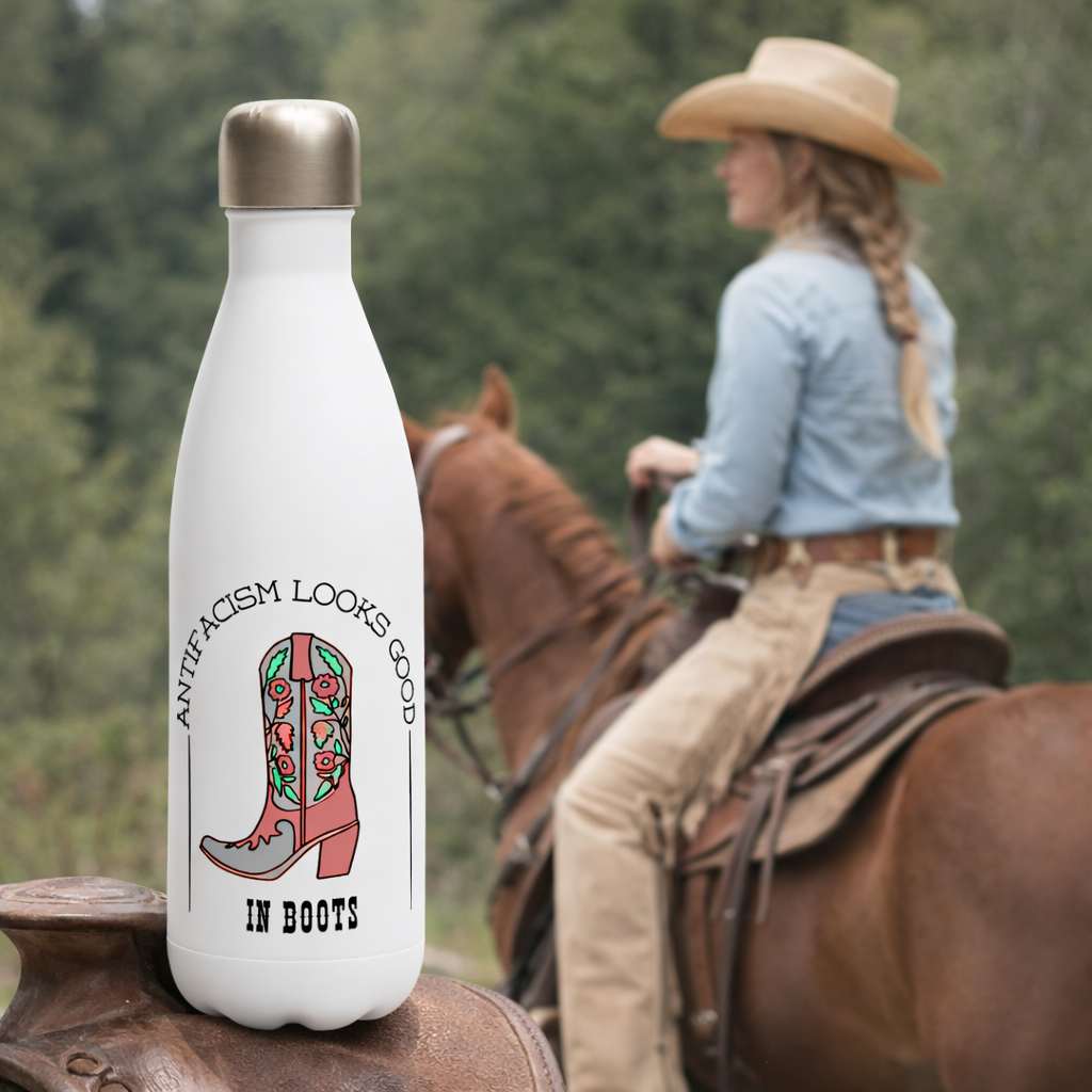 Trailflasche - "Antifascism Looks Good in Boots"